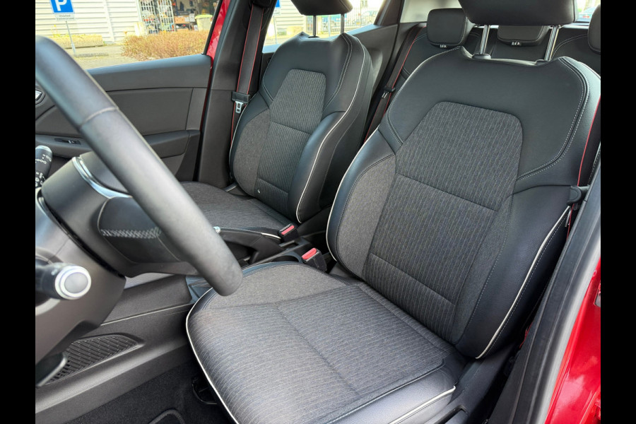 Renault Clio 1.6 E-Tech Hybrid 140 Intens - Automaat - Navi - LED - Camera - Parkeerhulp