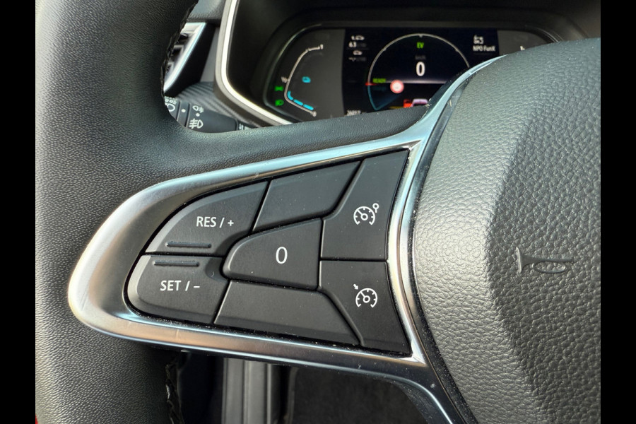 Renault Clio 1.6 E-Tech Hybrid 140 Intens - Automaat - Navi - LED - Camera - Parkeerhulp