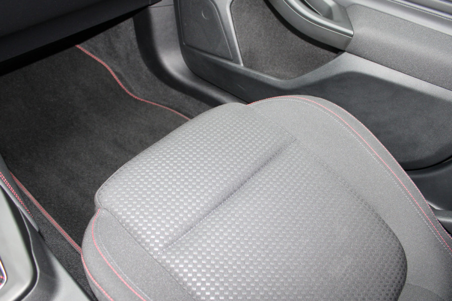 Ford FOCUS Wagon 1.0 EcoBoost Hybrid ST Line X | Trekhaak | Winterpack | Adaptieve Cruise | LED | BLIS