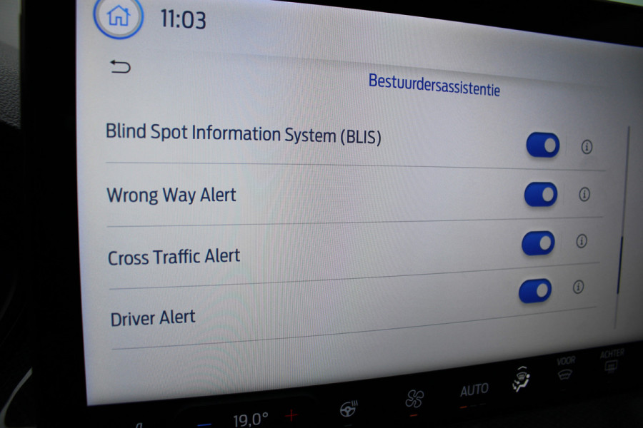 Ford FOCUS Wagon 1.0 EcoBoost Hybrid ST Line X | Trekhaak | Winterpack | Adaptieve Cruise | LED | BLIS