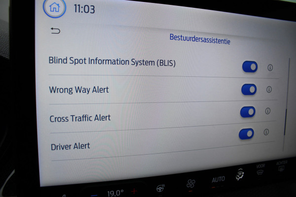 Ford FOCUS Wagon 1.0 EcoBoost Hybrid ST Line X | Trekhaak | Winterpack | Adaptieve Cruise | LED | BLIS
