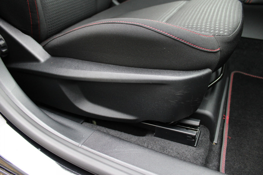 Ford FOCUS Wagon 1.0 EcoBoost Hybrid ST Line X | Trekhaak | Winterpack | Adaptieve Cruise | LED | BLIS