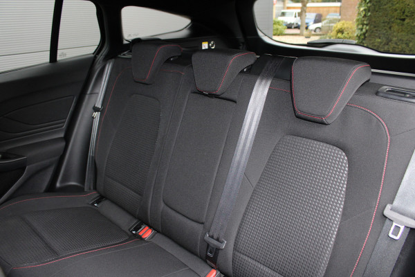 Ford FOCUS Wagon 1.0 EcoBoost Hybrid ST Line X | Trekhaak | Winterpack | Adaptieve Cruise | LED | BLIS