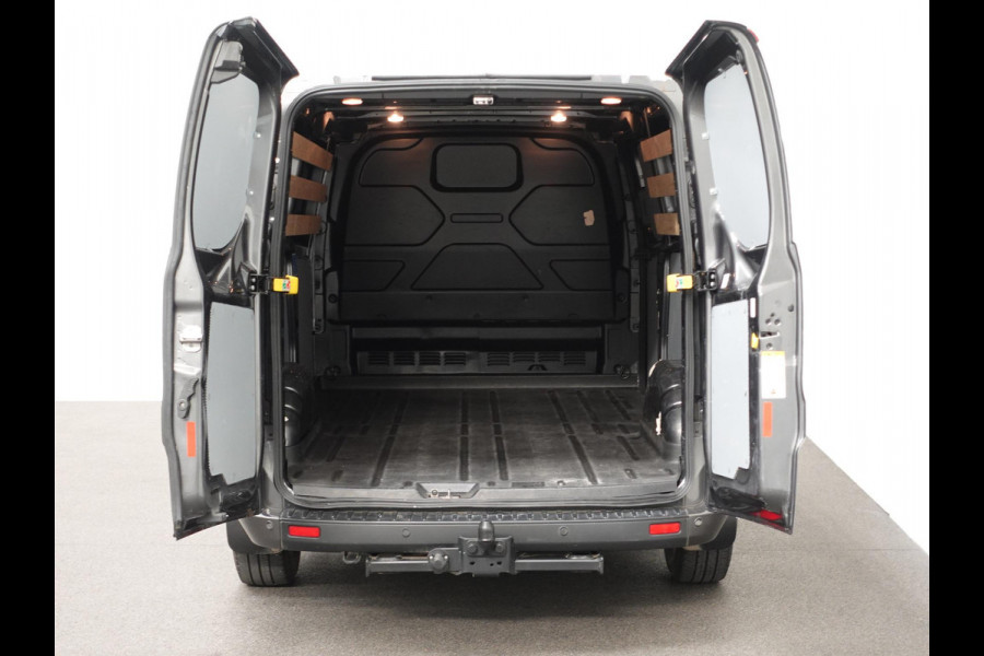 Ford Transit Custom 300 2.0 TDCI L2H1 Automaat Trend Edition Navigatie Cruise control Airco Camera Parkeersensoren Trekhaak