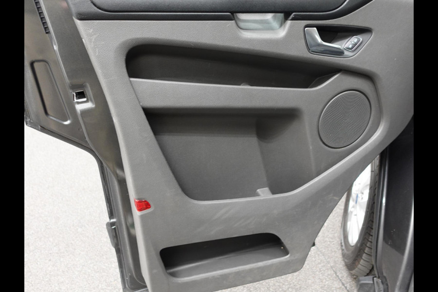 Ford Transit Custom 300 2.0 TDCI L2H1 Automaat Trend Edition Navigatie Cruise control Airco Camera Parkeersensoren Trekhaak