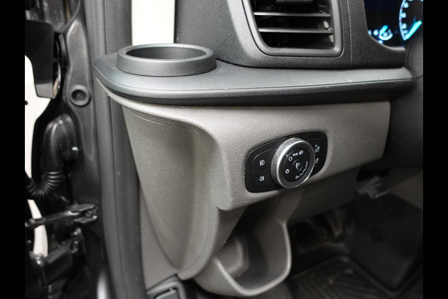Ford Transit Custom 300 2.0 TDCI L2H1 Automaat Trend Edition Navigatie Cruise control Airco Camera Parkeersensoren Trekhaak