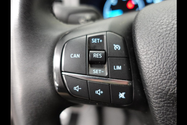 Ford Transit Custom 300 2.0 TDCI L2H1 Automaat Trend Edition Navigatie Cruise control Airco Camera Parkeersensoren Trekhaak