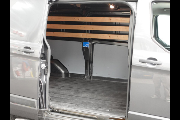 Ford Transit Custom 300 2.0 TDCI L2H1 Automaat Trend Edition Navigatie Cruise control Airco Camera Parkeersensoren Trekhaak