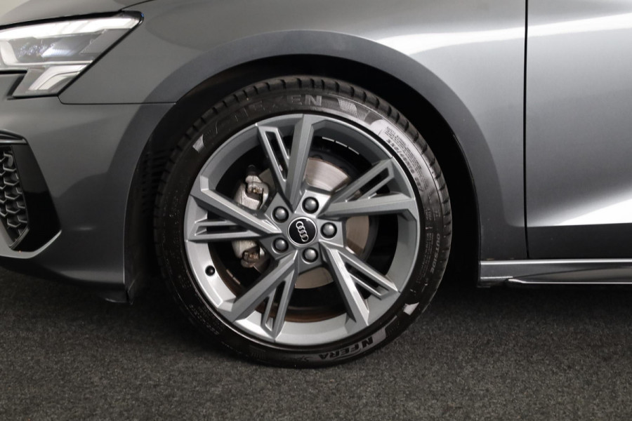 Audi A3 Sportback 30 TFSI S edition 110 pk S-tronic | Verlengde garantie | Navigatie | Parkeersensoren achter | Cruise control | Full-LED koplampen | S-line |