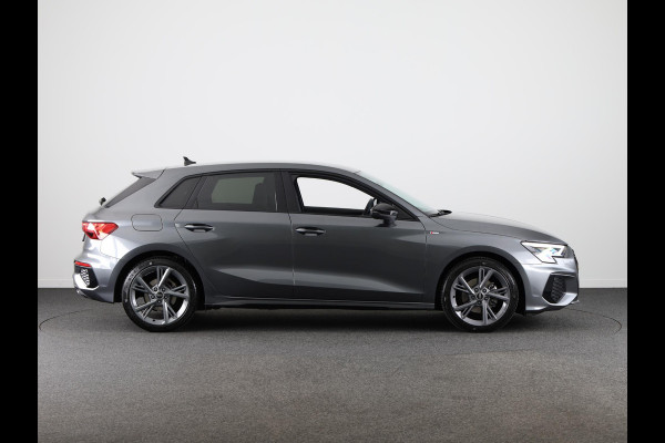 Audi A3 Sportback 30 TFSI S edition 110 pk S-tronic | Verlengde garantie | Navigatie | Parkeersensoren achter | Cruise control | Full-LED koplampen | S-line |