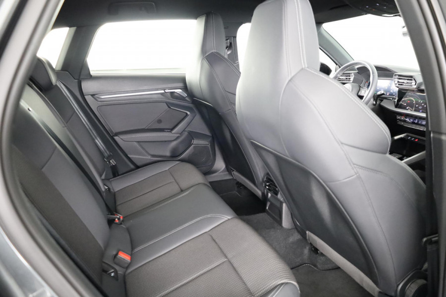 Audi A3 Sportback 30 TFSI S edition 110 pk S-tronic | Verlengde garantie | Navigatie | Parkeersensoren achter | Cruise control | Full-LED koplampen | S-line |
