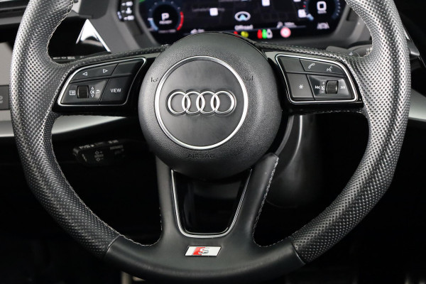 Audi A3 Sportback 30 TFSI S edition 110 pk S-tronic | Verlengde garantie | Navigatie | Parkeersensoren achter | Cruise control | Full-LED koplampen | S-line |