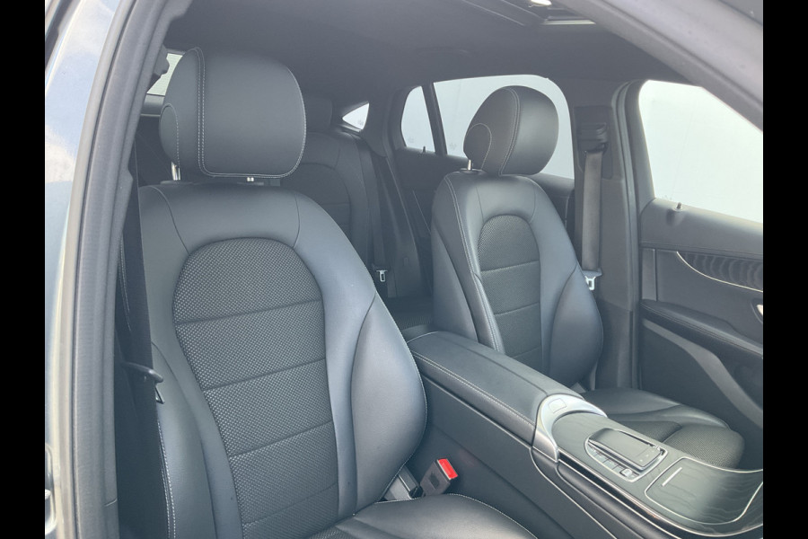Mercedes-Benz GLC Coupé 300e 4MATIC AMG Pano/Schuif 360'cam Sfeer Nav Trekhaak Phev Business Solution Plug-In