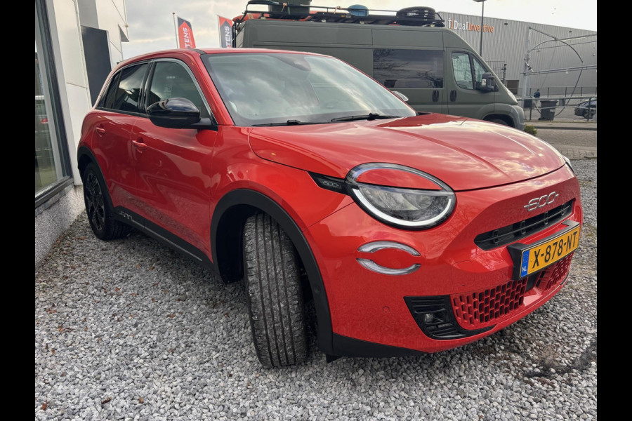 Fiat 600E La Prima 54 kWh | Rijklaar geleverd | Zeer compleet! |