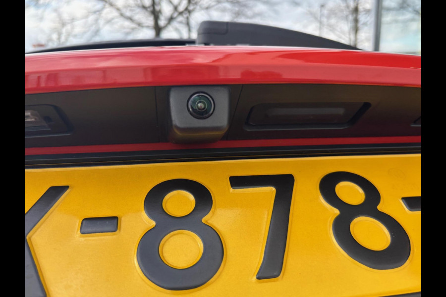 Fiat 600E La Prima 54 kWh | Rijklaar geleverd | Zeer compleet! |