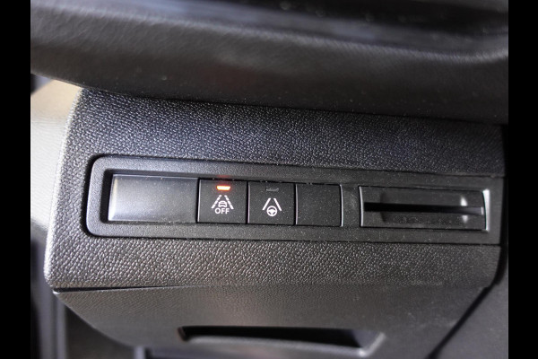 Peugeot 3008 1.2 130 pk EAT-8 Aut. GT Line Airco|ECC Navi Carplay PDC VA + Camera Full LED 18" LM Velgen