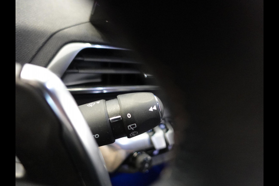 Peugeot 3008 1.2 130 pk EAT-8 Aut. GT Line Airco|ECC Navi Carplay PDC VA + Camera Full LED 18" LM Velgen