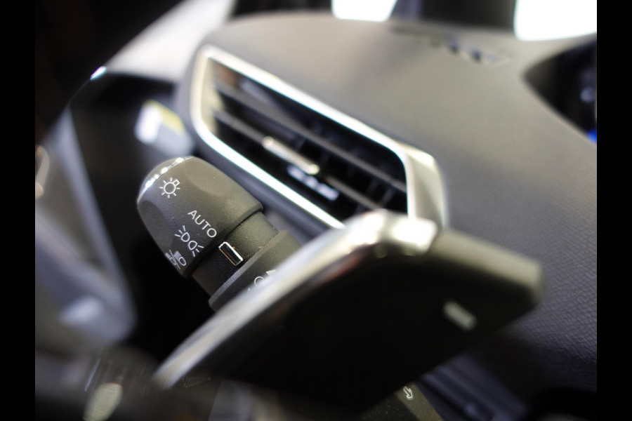 Peugeot 3008 1.2 130 pk EAT-8 Aut. GT Line Airco|ECC Navi Carplay PDC VA + Camera Full LED 18" LM Velgen