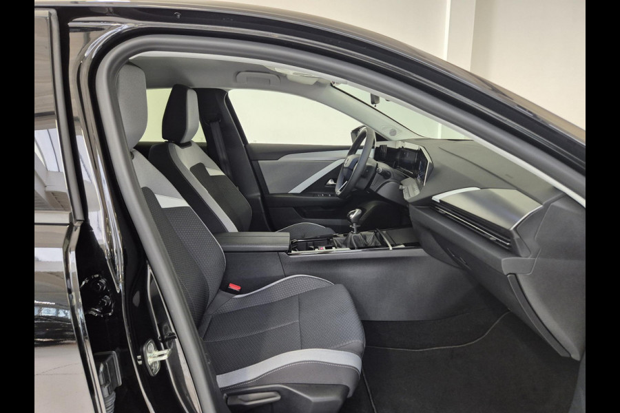 Opel Astra 1.2 Turbo Edition | Parkeersensoren Voor/Achter | Apple Carplay/Android Auto | Stoel/Stuurverwarming | AGR Comfortstoel |