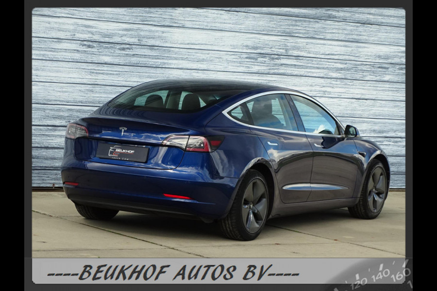 Tesla Model 3 Standard RWD Plus 60 kWh Trekhaak Pano Leer