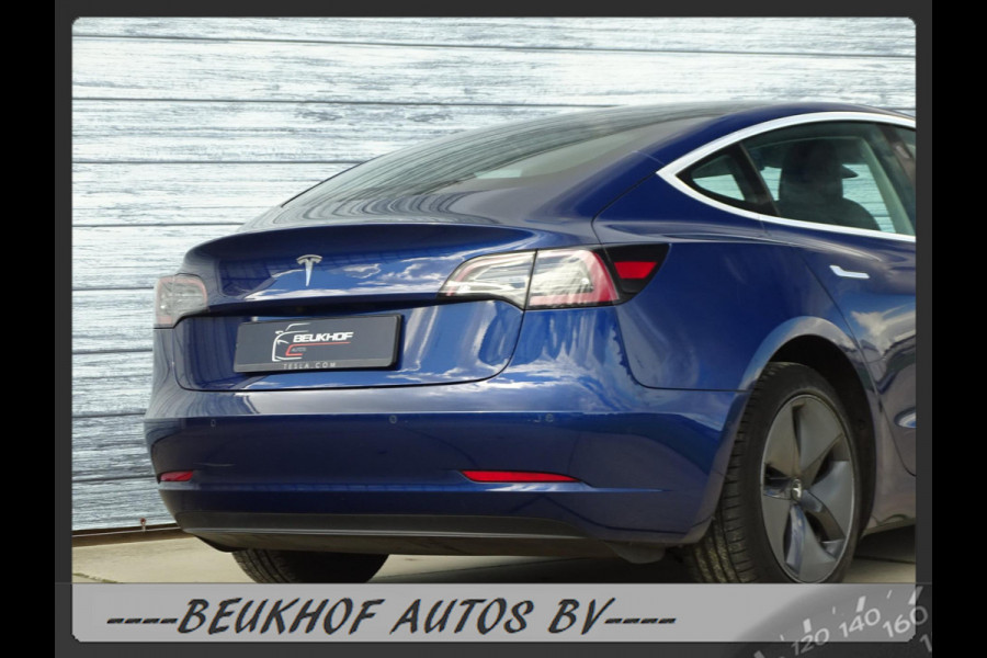 Tesla Model 3 Standard RWD Plus 60 kWh Trekhaak Pano Leer