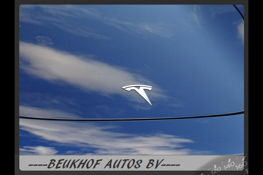 Tesla Model 3 Standard RWD Plus 60 kWh Trekhaak Pano Leer