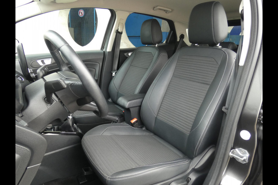 Ford EcoSport 1.0 EcoBoost Titanium | NAVIGATIE | ACHTERUITRIJCAMERA |
