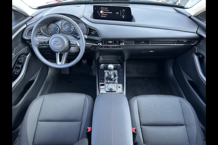 Mazda CX-30 Homura, navi, pdc, radarcruise etc.