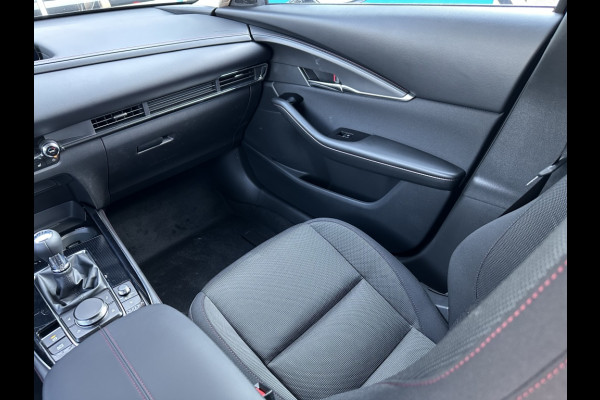 Mazda CX-30 Homura, navi, pdc, radarcruise etc.