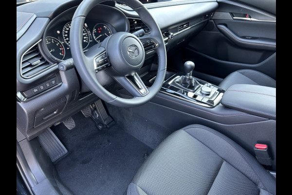 Mazda CX-30 Homura, navi, pdc, radarcruise etc.