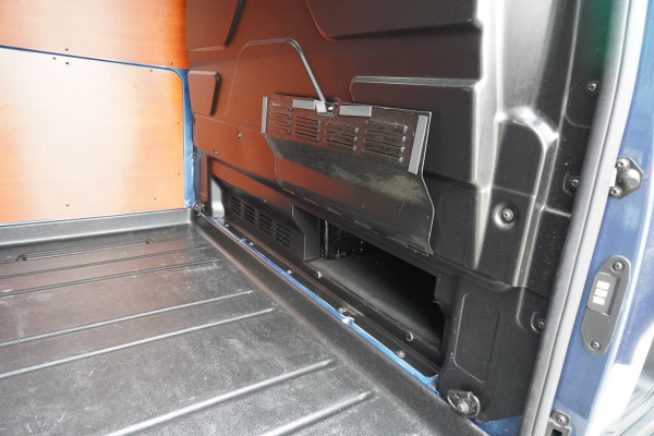 Ford Transit Custom 300 2.0 TDCI 170PK L2H1 Trail Nr. V204 | Airco | Cruise | Trekhaak