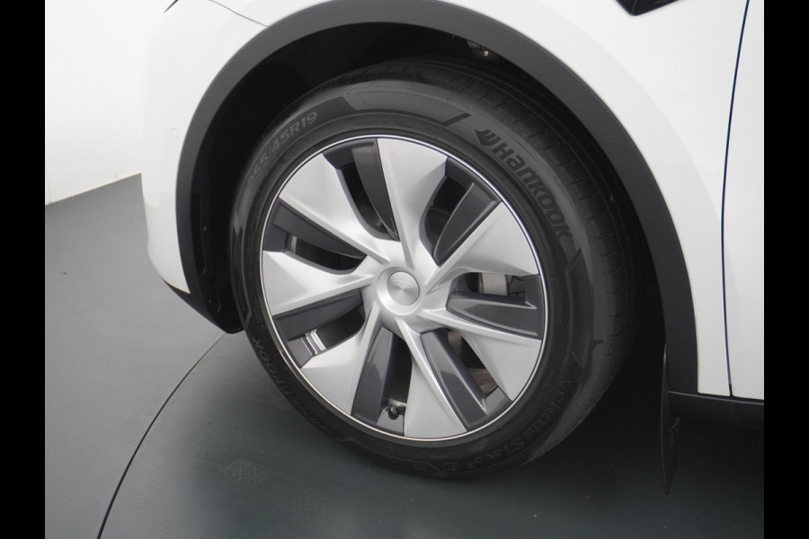 Tesla Model Y Long Range Dual AWD 78.1 kWh AUTOPILOT | UNIEKE KM STAND! | TESLA GARANTIE T/M 9-2026