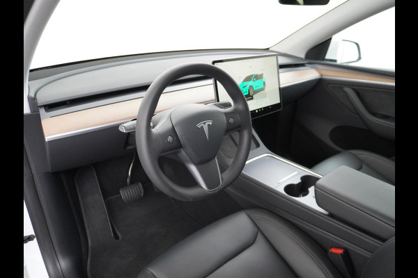 Tesla Model Y Long Range Dual AWD 78.1 kWh AUTOPILOT | UNIEKE KM STAND! | TESLA GARANTIE T/M 9-2026
