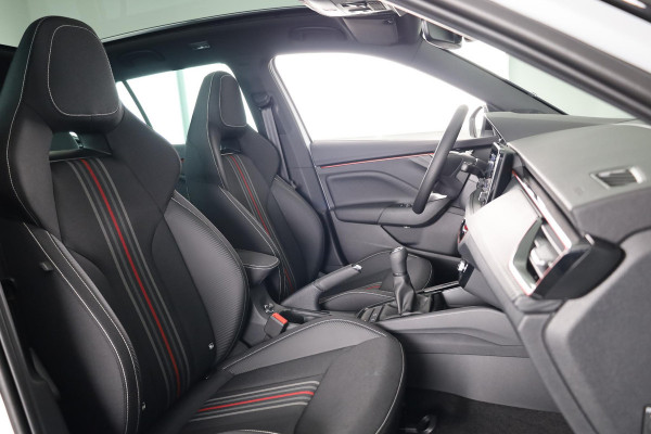 Škoda Kamiq Monte Carlo 1.0 TSI 115 pk 6 versn. Hand | Winter pakket