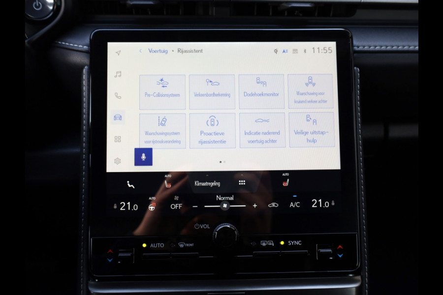 Lexus LBX Relax 2WD | Tech Pack | Leder | El. Achterklep | Dodehoek