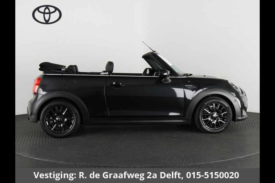 MINI Cabrio 1.5 Cooper Black-Sport Automaat 140 PK | Navigatie | Camera | Climate Control |