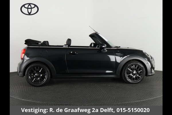 MINI Cabrio 1.5 Cooper Black-Sport Automaat 140 PK | Navigatie | Camera | Climate Control |