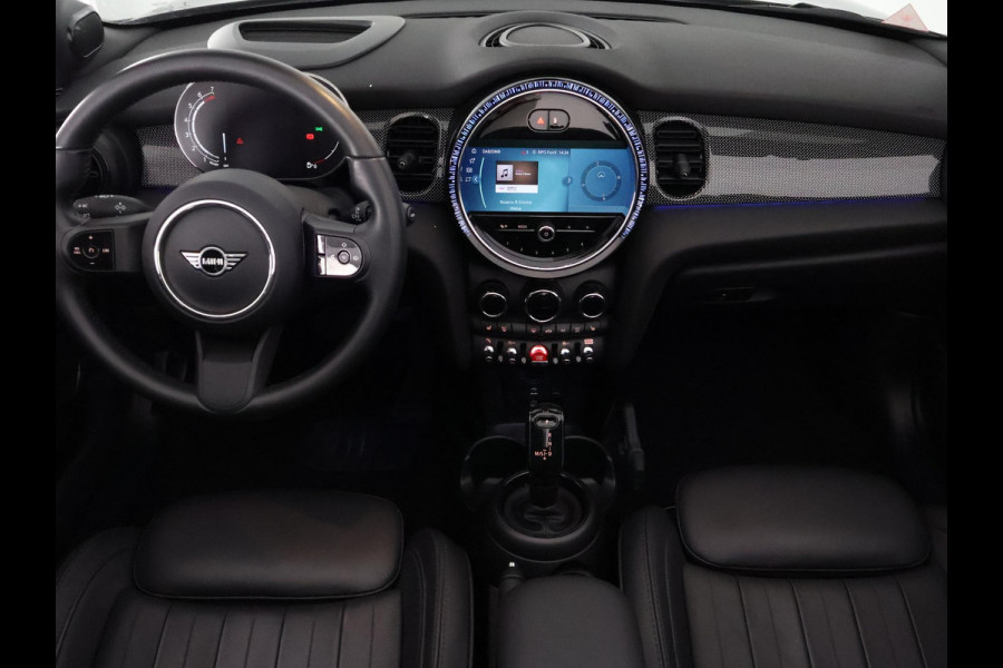 MINI Cabrio 1.5 Cooper Black-Sport Automaat 140 PK | Navigatie | Camera | Climate Control |