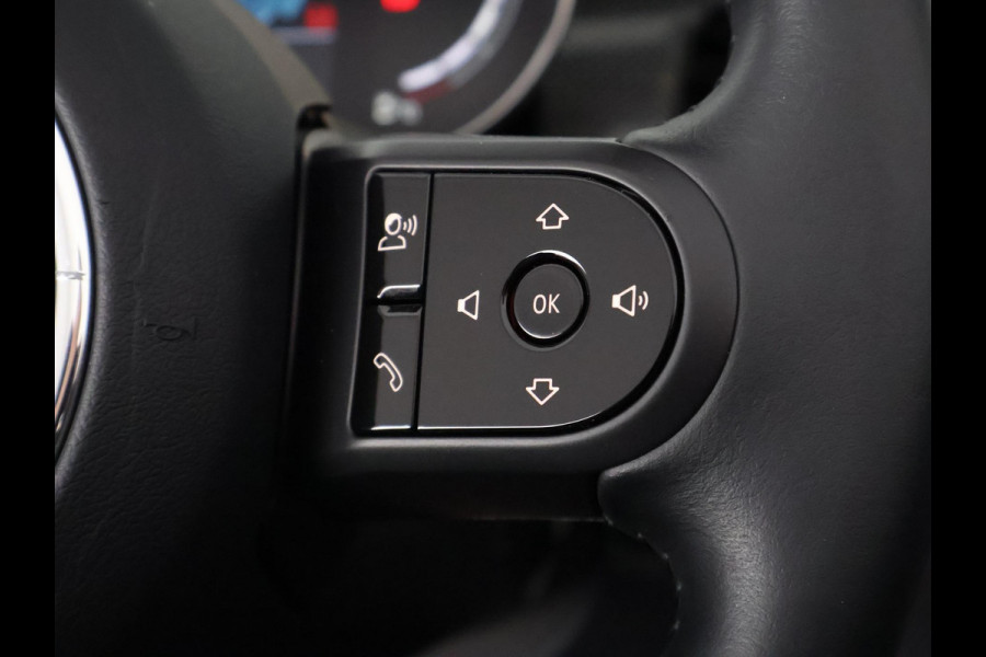 MINI Cabrio 1.5 Cooper Black-Sport Automaat 140 PK | Navigatie | Camera | Climate Control |
