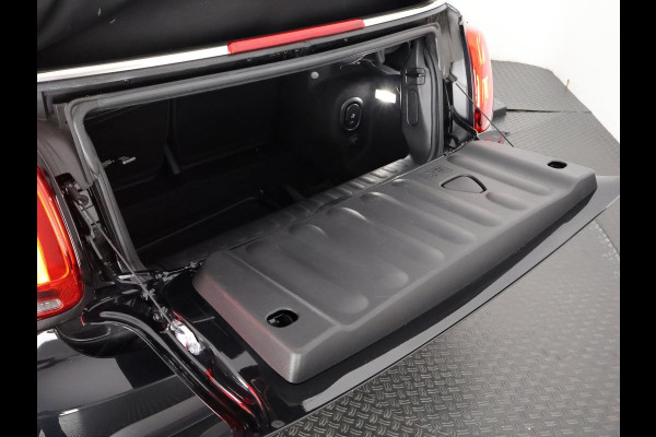 MINI Cabrio 1.5 Cooper Black-Sport Automaat 140 PK | Navigatie | Camera | Climate Control |