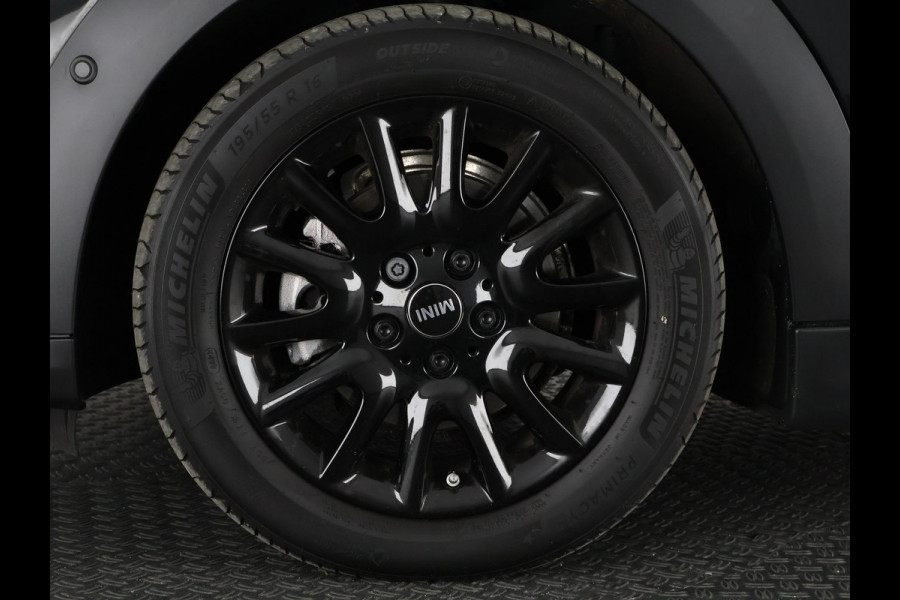 MINI Cabrio 1.5 Cooper Black-Sport Automaat 140 PK | Navigatie | Camera | Climate Control |