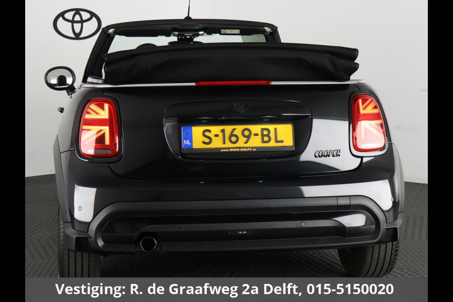 MINI Cabrio 1.5 Cooper Black-Sport Automaat 140 PK | Navigatie | Camera | Climate Control |
