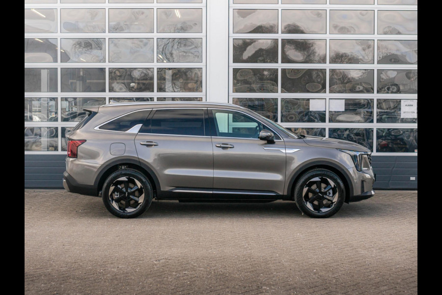 Kia Sorento 1.6 T-GDi Plug-in Hybrid 4WD DynamicPlusLine 7p. Beschikbaar in overleg