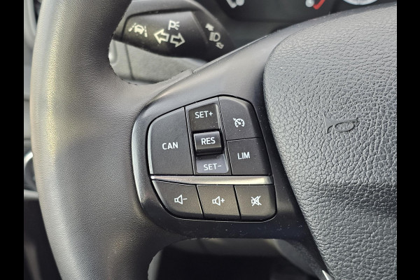 Ford Transit 350 2.0 TDCi 350 L2 | Open laadbak | Airco | Cruise control | Aluminium laadbak breed | Reservewiel | Voorruitverwarming | Bijrijdersbank | 3-zits