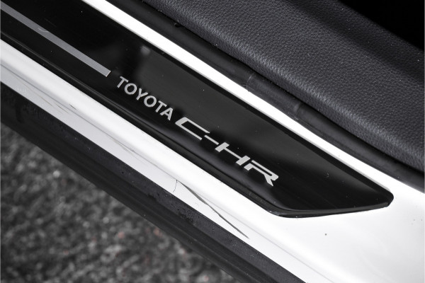 Toyota C-HR 2.0 Hybrid 200 Dynamic | Dig. Cockpit | Adapt. Cruise | Stoel-+Stuurverw. | PDC | Camera | NAV + App. Connect | ECC | LM 18" | 4737
