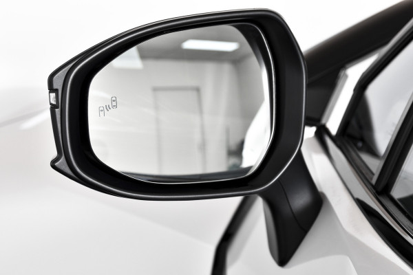 Toyota C-HR 2.0 Hybrid 200 Dynamic | Dig. Cockpit | Adapt. Cruise | Stoel-+Stuurverw. | PDC | Camera | NAV + App. Connect | ECC | LM 18" | 4737