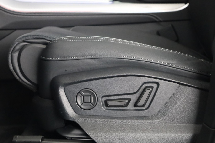 Audi Q7 55 TFSI e quattro Pro Line S 394pk | Panoramadak |  Trekhaak | Bang & Olufsen premium 3d | Head-up Display | Assisentiepakket plus | Ambient Light
