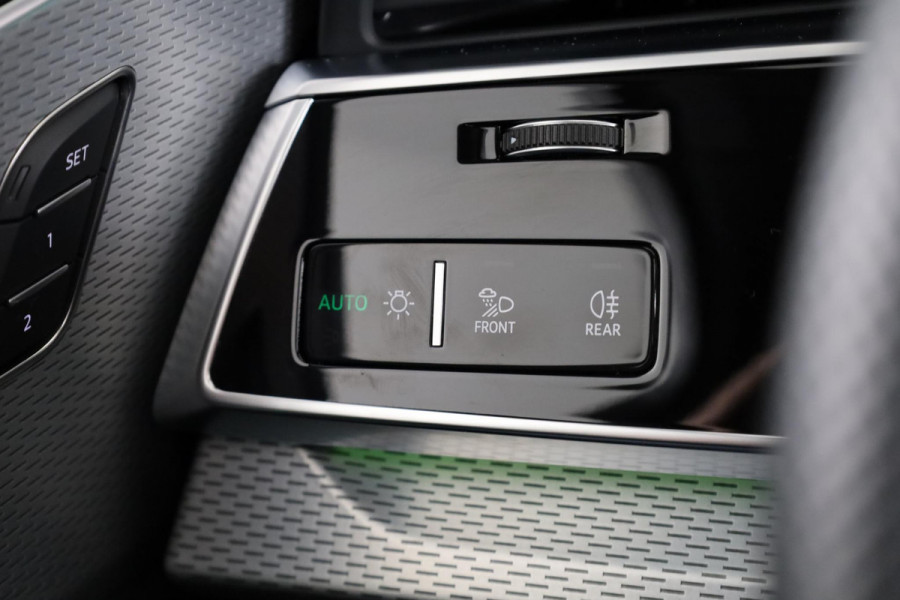 Audi Q7 55 TFSI e quattro Pro Line S 394pk | Panoramadak |  Trekhaak | Bang & Olufsen premium 3d | Head-up Display | Assisentiepakket plus | Ambient Light