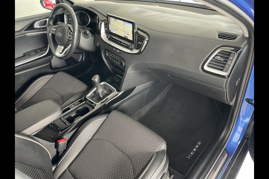 Kia Xceed 1.0 T-GDi DynamicPlusLine Climate control - Cruise control - Park. sensoren A - Navi full map - A-uitrijcamera - MFL-Stuurwiel - Led verlichting - Mistlampen - LMV 18" - Spiegels E-V+VW - V-Stoelen VW - Bluetooth
