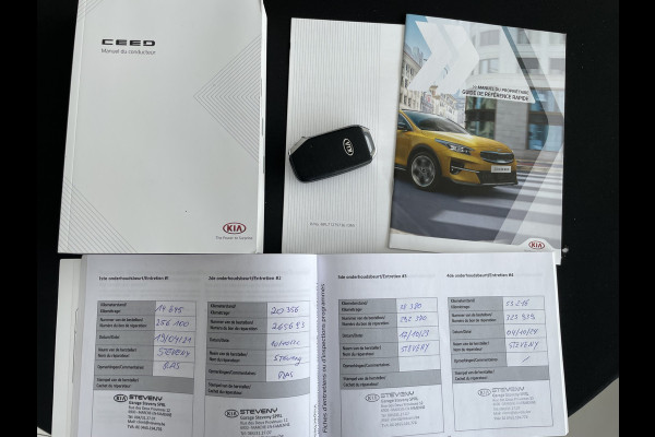 Kia Xceed 1.0 T-GDi DynamicPlusLine Climate control - Cruise control - Park. sensoren A - Navi full map - A-uitrijcamera - MFL-Stuurwiel - Led verlichting - Mistlampen - LMV 18" - Spiegels E-V+VW - V-Stoelen VW - Bluetooth